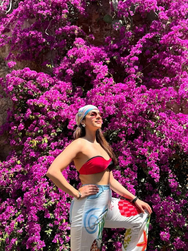 Mehreen: ఐలాండ్ లో చిల్ అవుతున్న నాని హీరోయిన్.. ఫొటోలు భలే ఉన్నాయి!