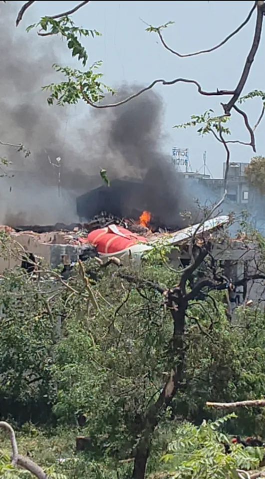 Ahmedabad Plane Crash visulas 3rd pic