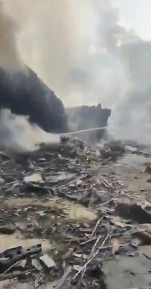 Ahmedabad Plane Crash visulas 9th pic
