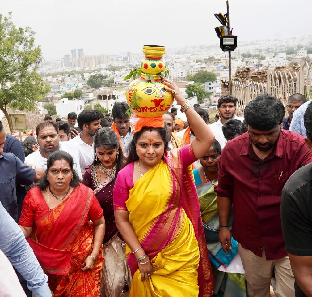 MLC Kavitha Bonalu 1