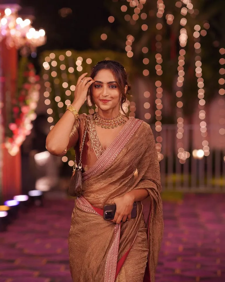 Reba Monica John