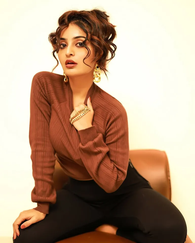ananya nagalla modern looks pic four