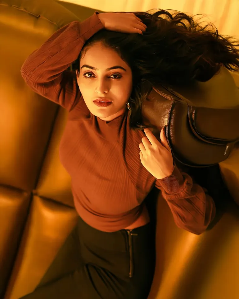 ananya nagalla modern looks pic two