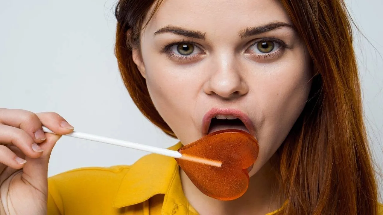 Sweets immediately after eating
