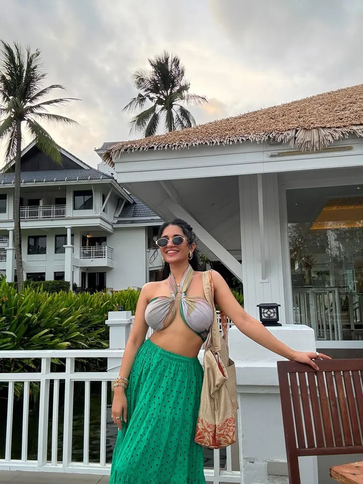 Ruhani Sharma vacation pic nine
