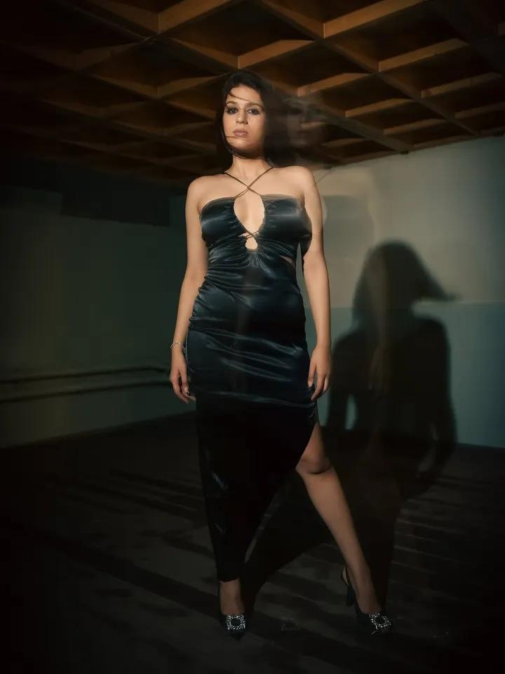 Shraddha Das in black pic five