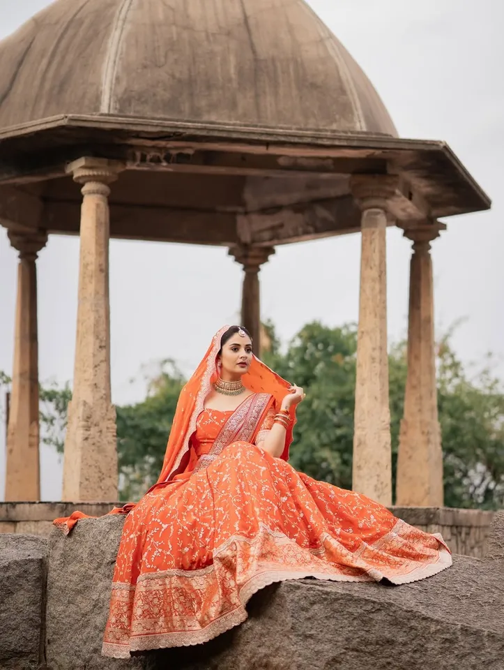 sreemukhi princes look pic four