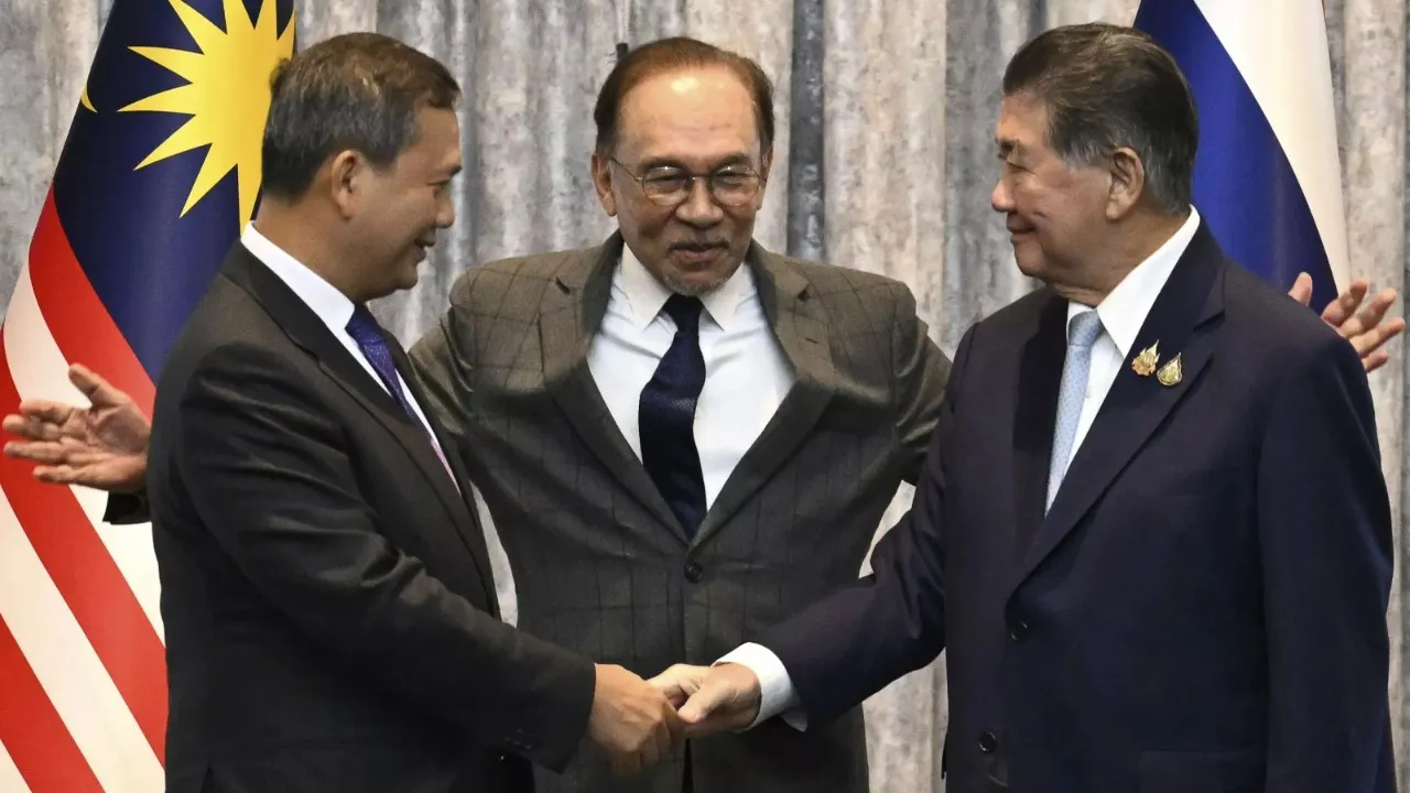 Thailand and Cambodia agreed to 'immediate ceasefire'
