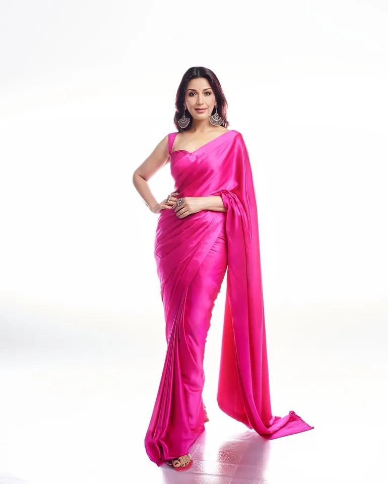 Sonali Bendre pic one