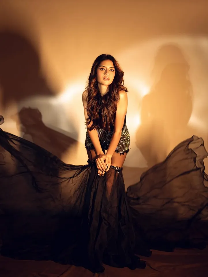 Nusrat Jahan  pic two