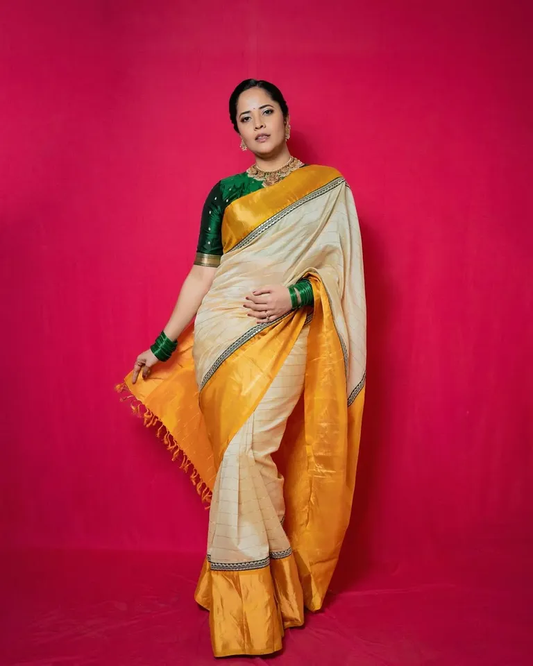 anasuya pic four