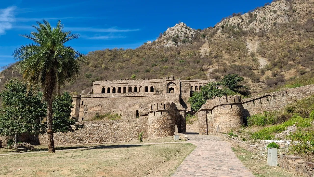 Bhangarh Fort