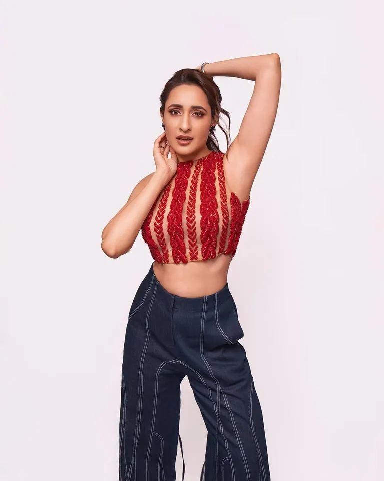 Pragya Jaiswal: pic four