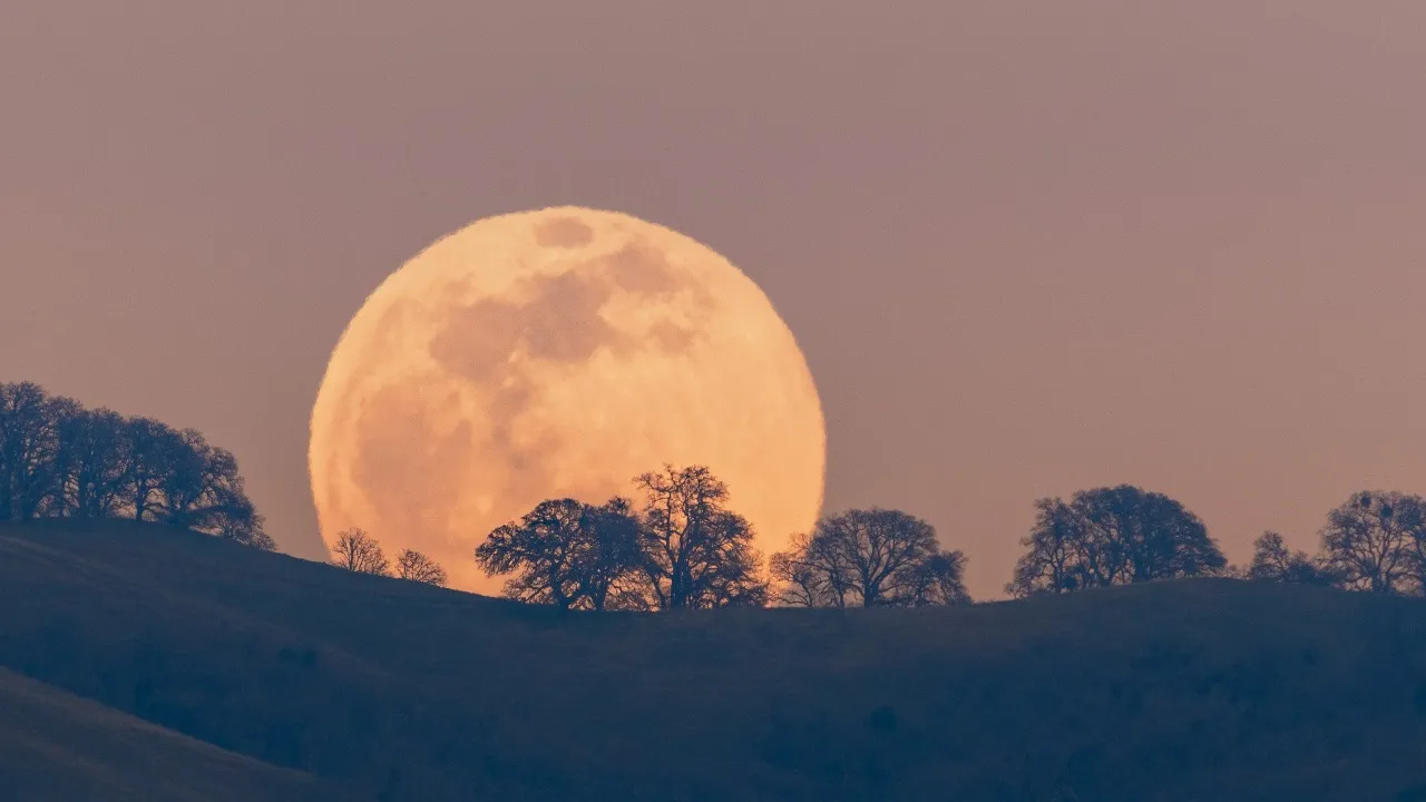lunar eclipse
