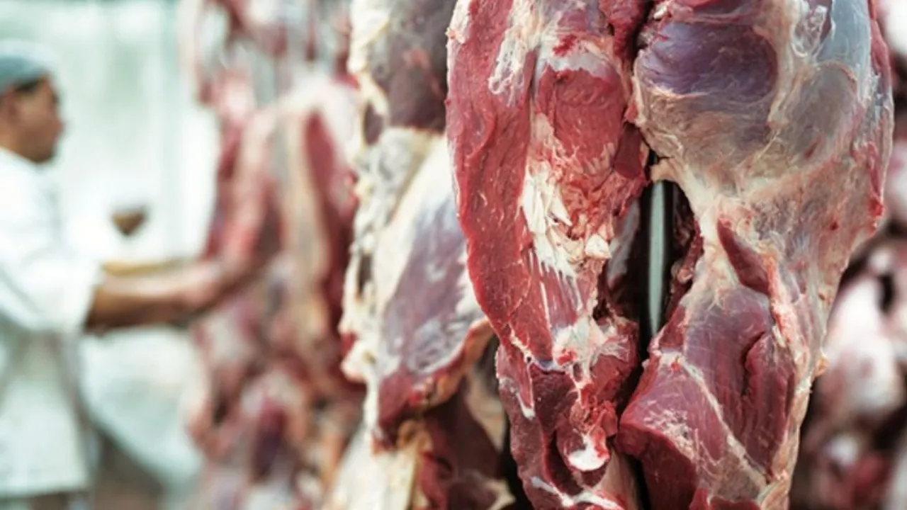 Highway closure chokes mutton supply in Kashmir