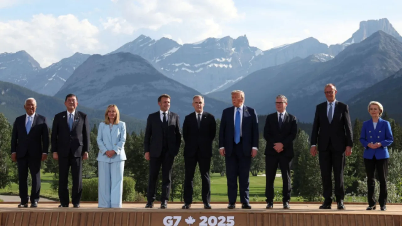 G7