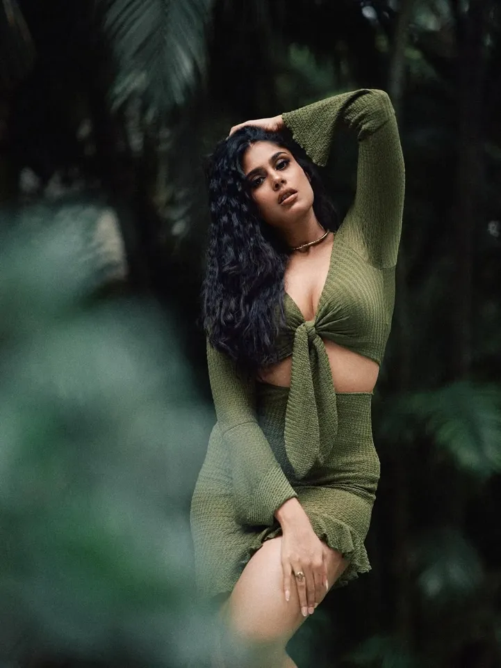 Faria Abdullah pics  two