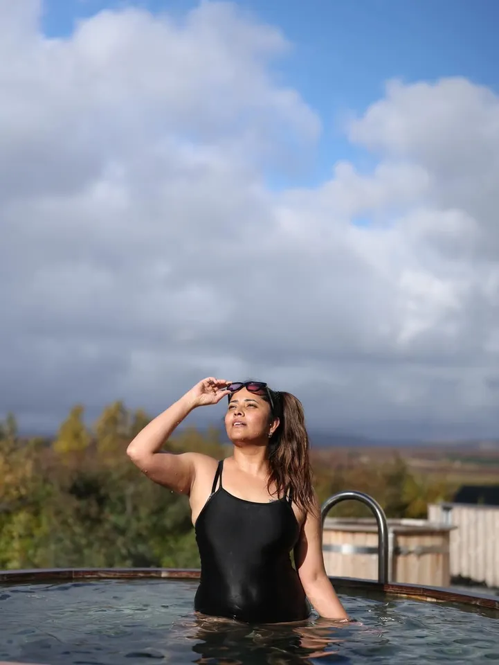anasuya swim suit pic one