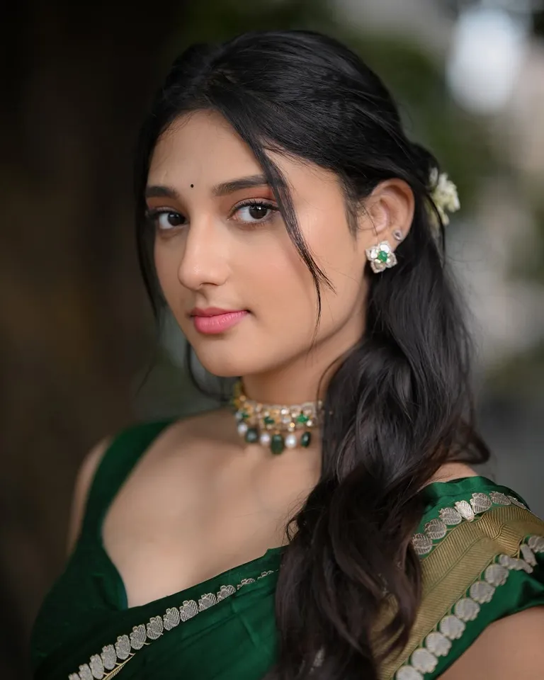 Ritika green saree pic one