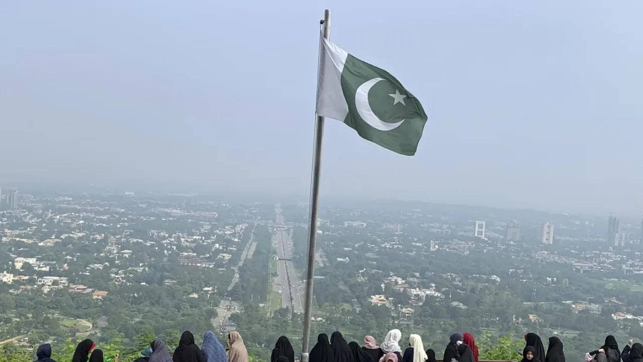 Pakistan escalates military crackdown in Zehri
