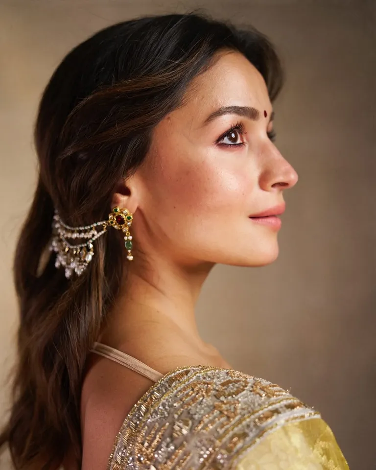 Alia special pic two