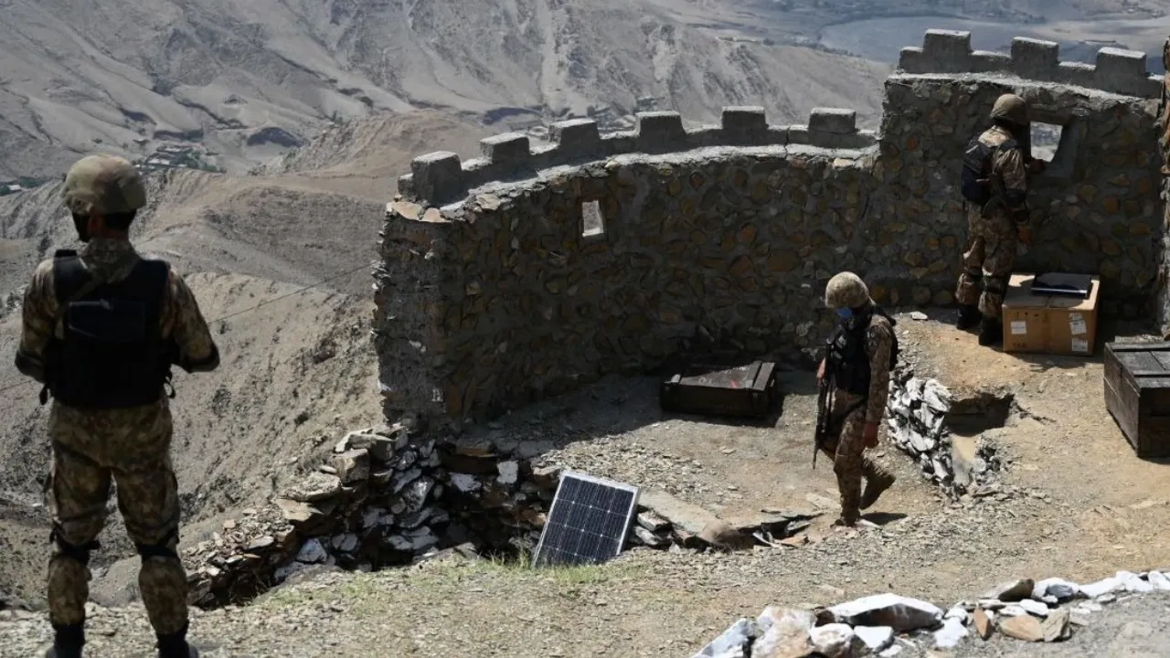 Afghanistan says it has killed 58 Pakistani soldiers in overnight border operations