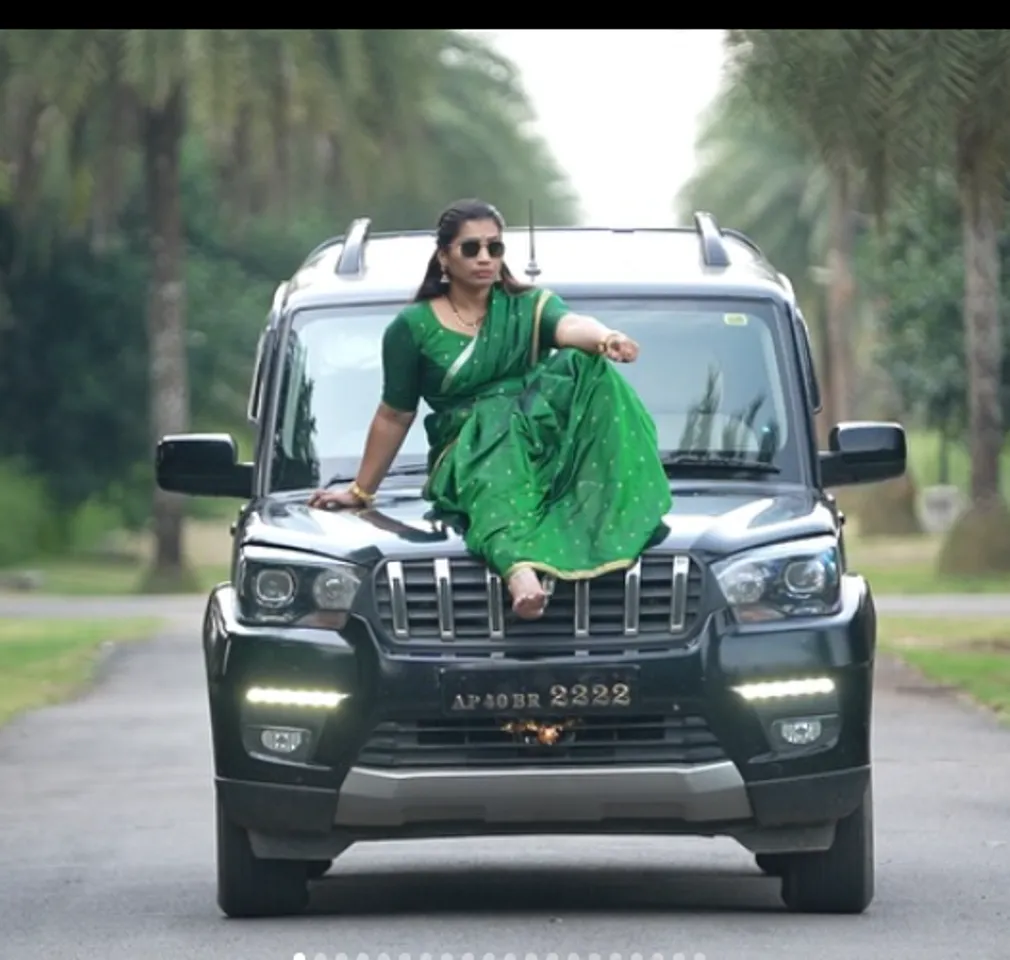 Duvvada- Madhuri pic four