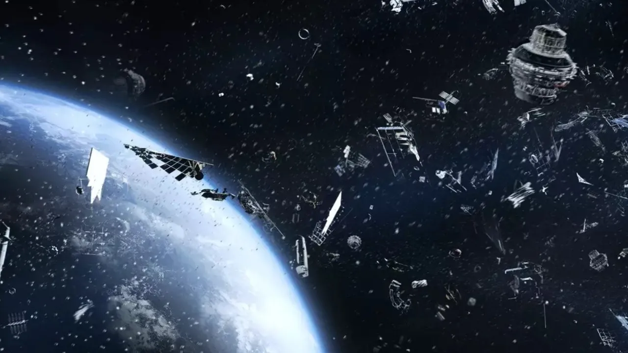 Starlink Satellites Falling To Earth Raise Fears Of Space Junk "Chain Reaction"