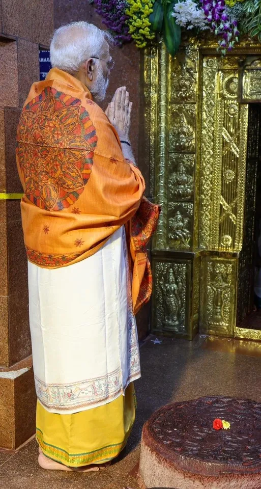 modi pic seven