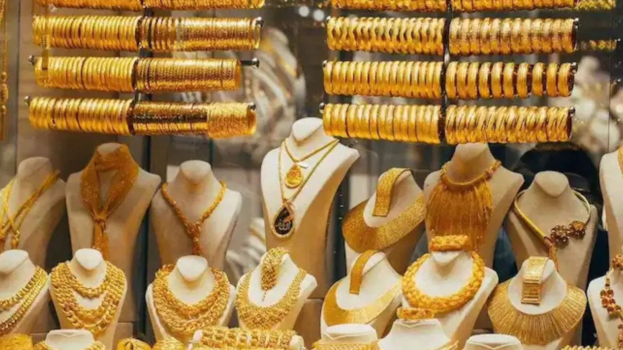why gold and prices are sky rocketing, Know Details