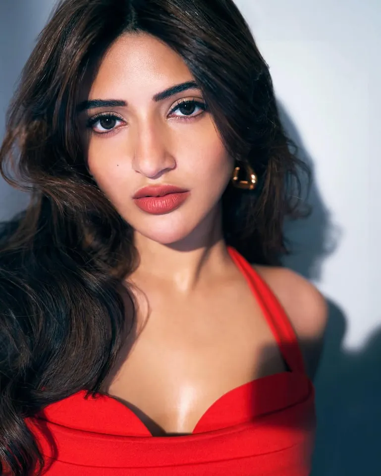 sreeleela in red pic six