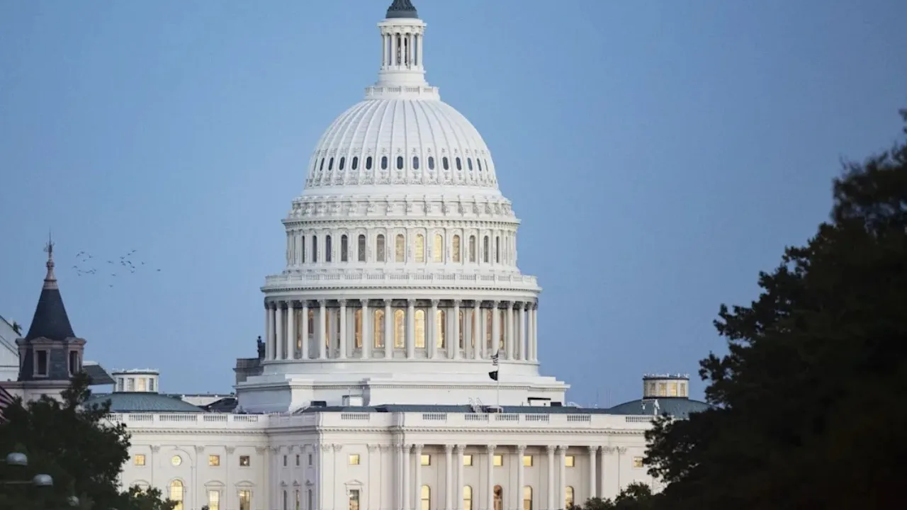 Shutdown Effect in USA, over 7 billion dollars wiped out