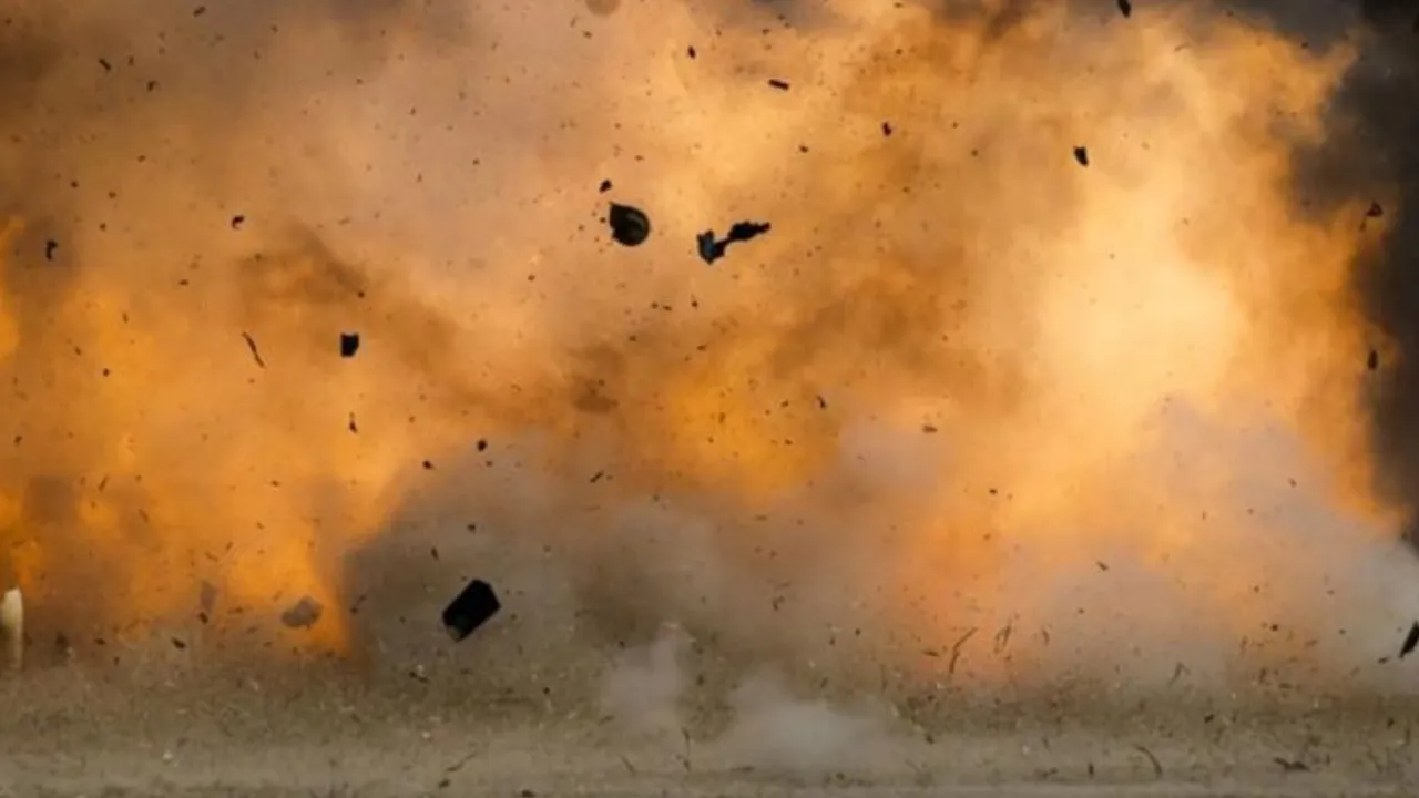 Dod dies in a bomb blasted in bhadradri kothagudem