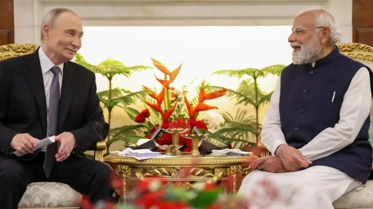 IIndia-Russia agreements in areas of defence, trade, economy and healthcare