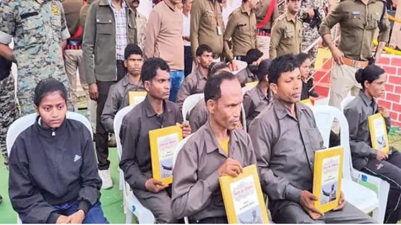 FotoJet - 2025-12-08T070921.284