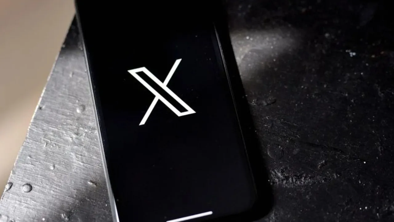 Elon Musk's X To Remove Illegal Content, Permanently Ban Offending Users