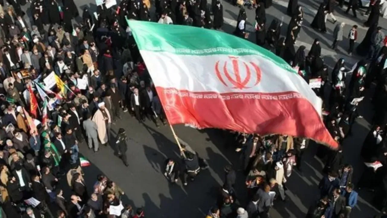Iran Warns Its Citizens Abroad of Possible Death Penalty