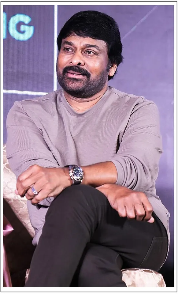 chiranjeevi-all-set-to-enter-into-guinness-book_b_2209240328