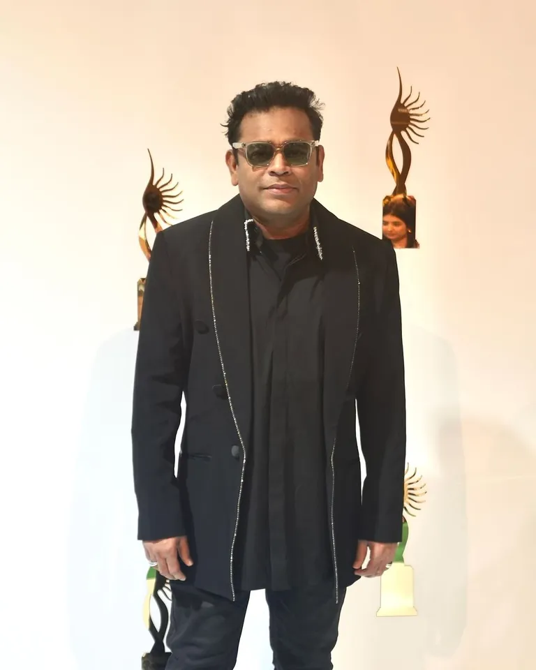 IIFA ఉత్సవంలో మెరిసిన టాలీవుడ్, బాలీవుడ్ సెలెబ్రెటీలు