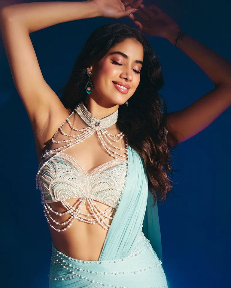 Janhvi Kapoor22