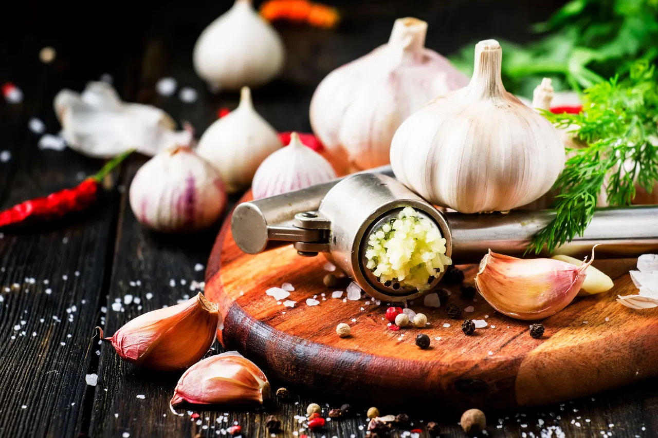garlic and teeth9