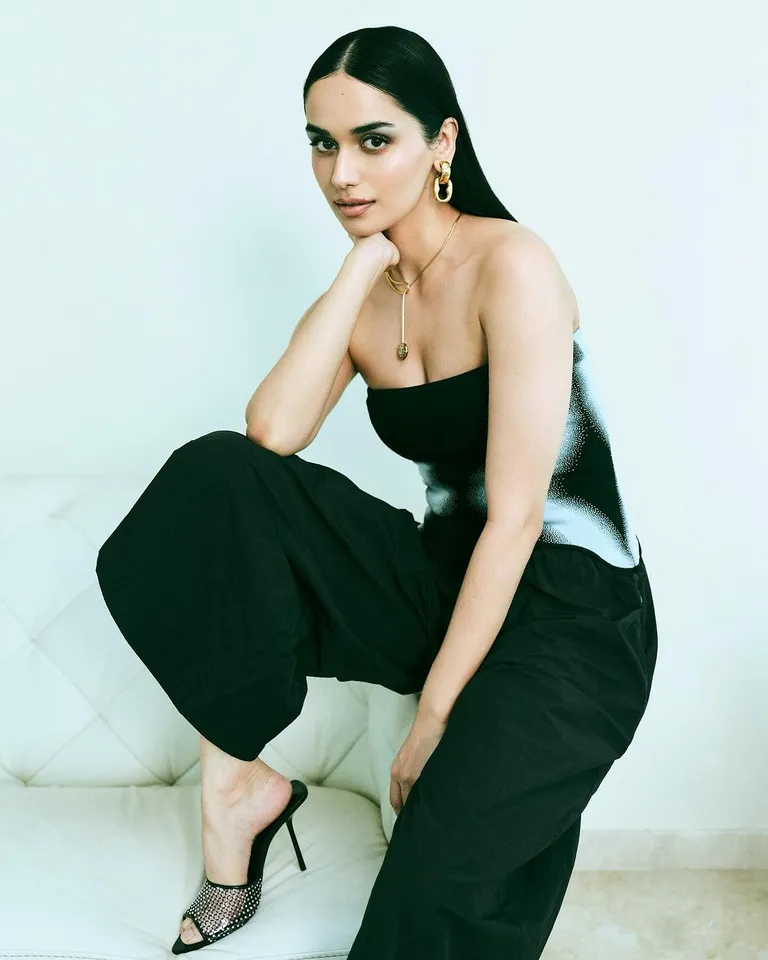 Manushi Chhillar2