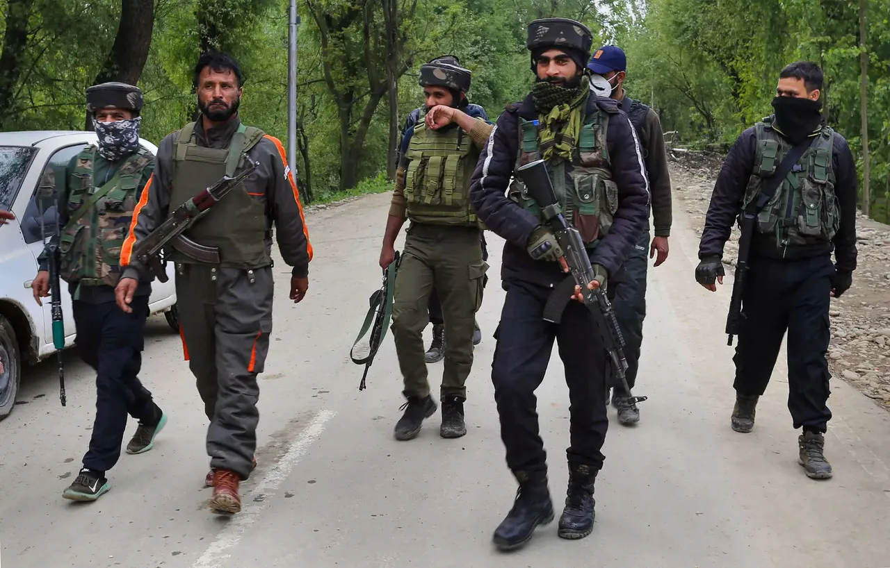  Jammu-Kashmir: జమ్మూ కాశ్మీర్‌లో కాల్పులు..ముగ్గురు ఉగ్రవాదులు మృతి