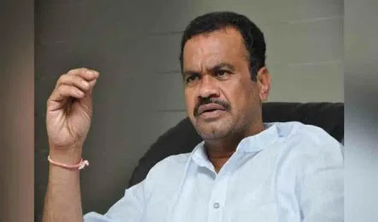 Minister Komati Reddy: కేసీఆర్ కుటుంబం జైలుకే..  ఎమ్మెల్యే కోమటిరెడ్డి కీలక వ్యాఖ్యలు