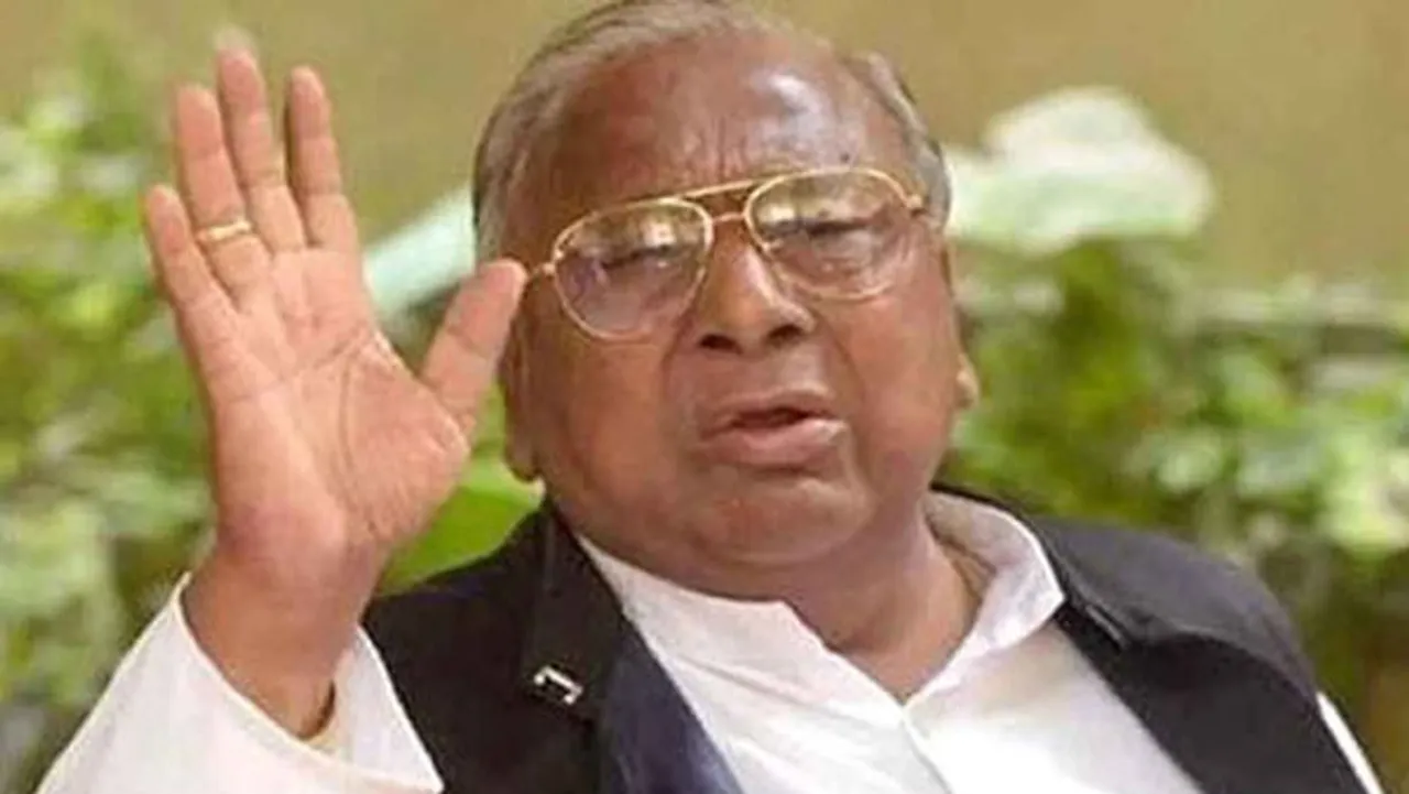 షర్మిల తెలంగాణ కంటే ఏపీకి ఉపయోగం: వీహెచ్