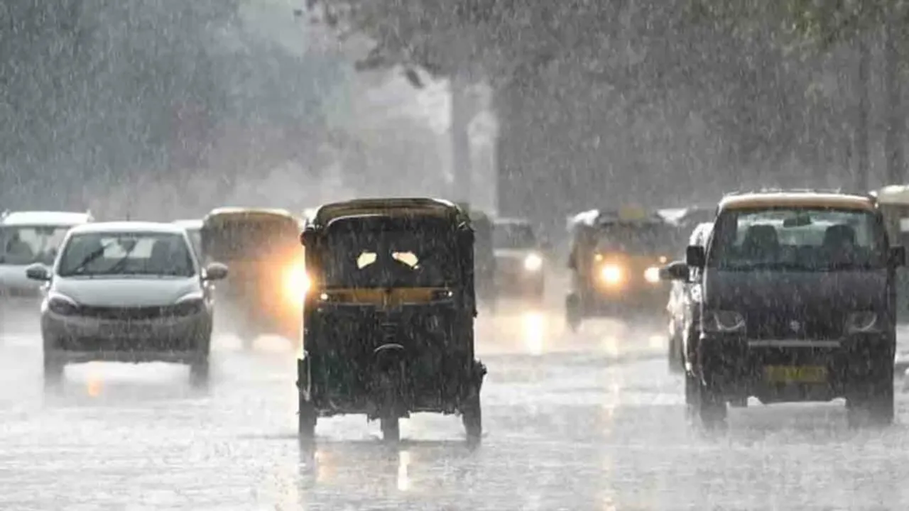 ఢిల్లీ, ముంబైలో దంచికొడుతున్న వానలు..!!