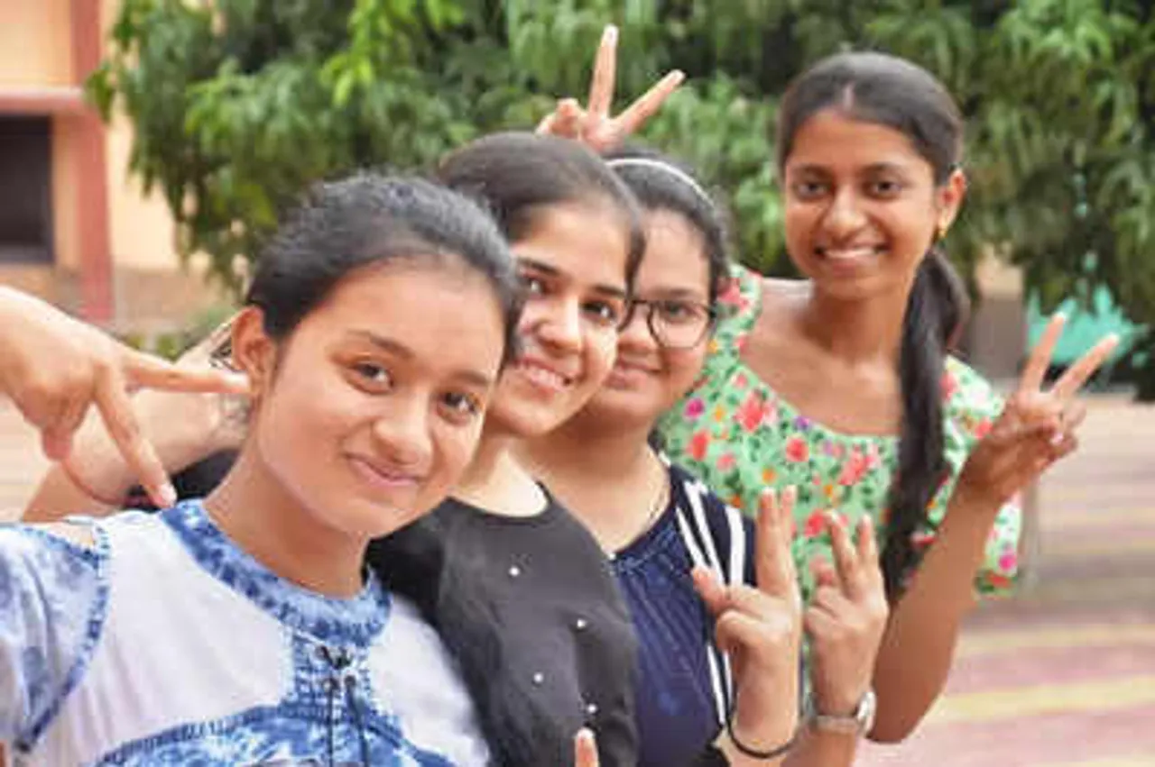JEE అడ్వాన్స్‌డ్ ఫలితాలు విడుదల, సత్తాచాటిన హైదరాబాద్‎కు చెందిన వీసీ రెడ్డి..!!