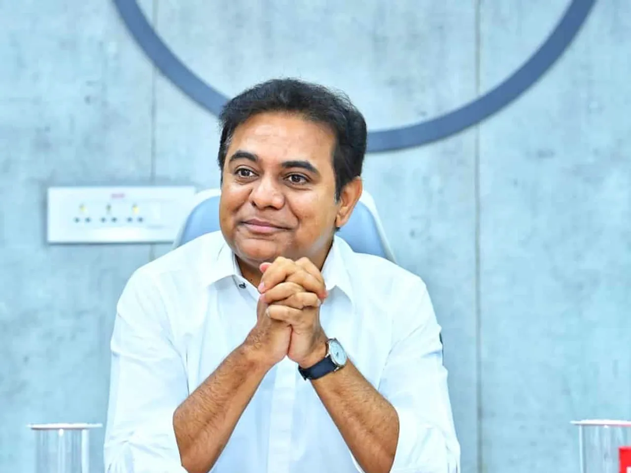 ఉప్పల్‌⁬ స్కైవాక్⁬ను ప్రారంభించిన మంత్రి కేటీఆర్..!