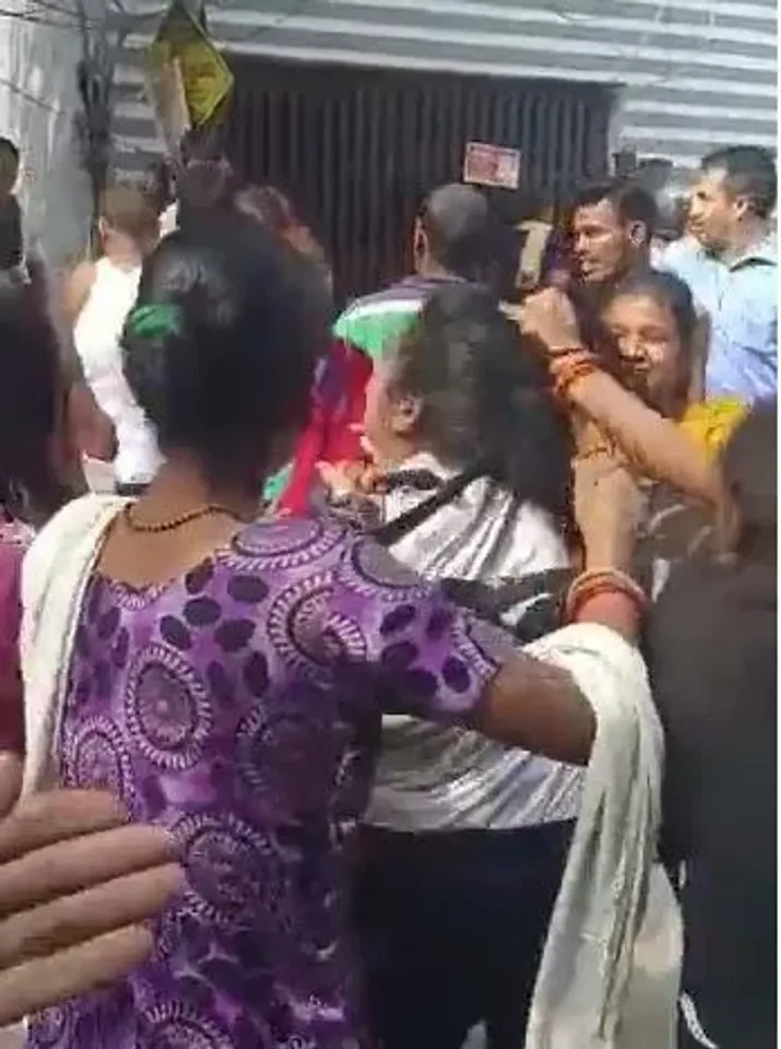 Delhi pilot:10 ఏళ్ల బాలికను హింసిస్తున్న పైలట్‌.. ఢిల్లీలో దారుణం
