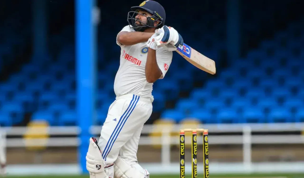 టెస్టు చరిత్రలోనే తొలి ఆటగాడిగా రోహిత్ శర్మ రికార్డు